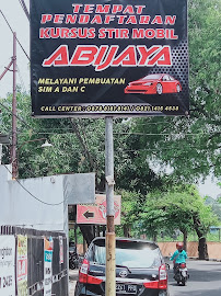 Abijaya tempat les mobil Semarang