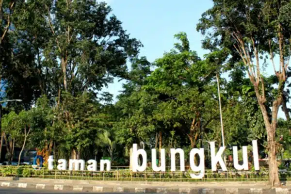 wisata alam surabay